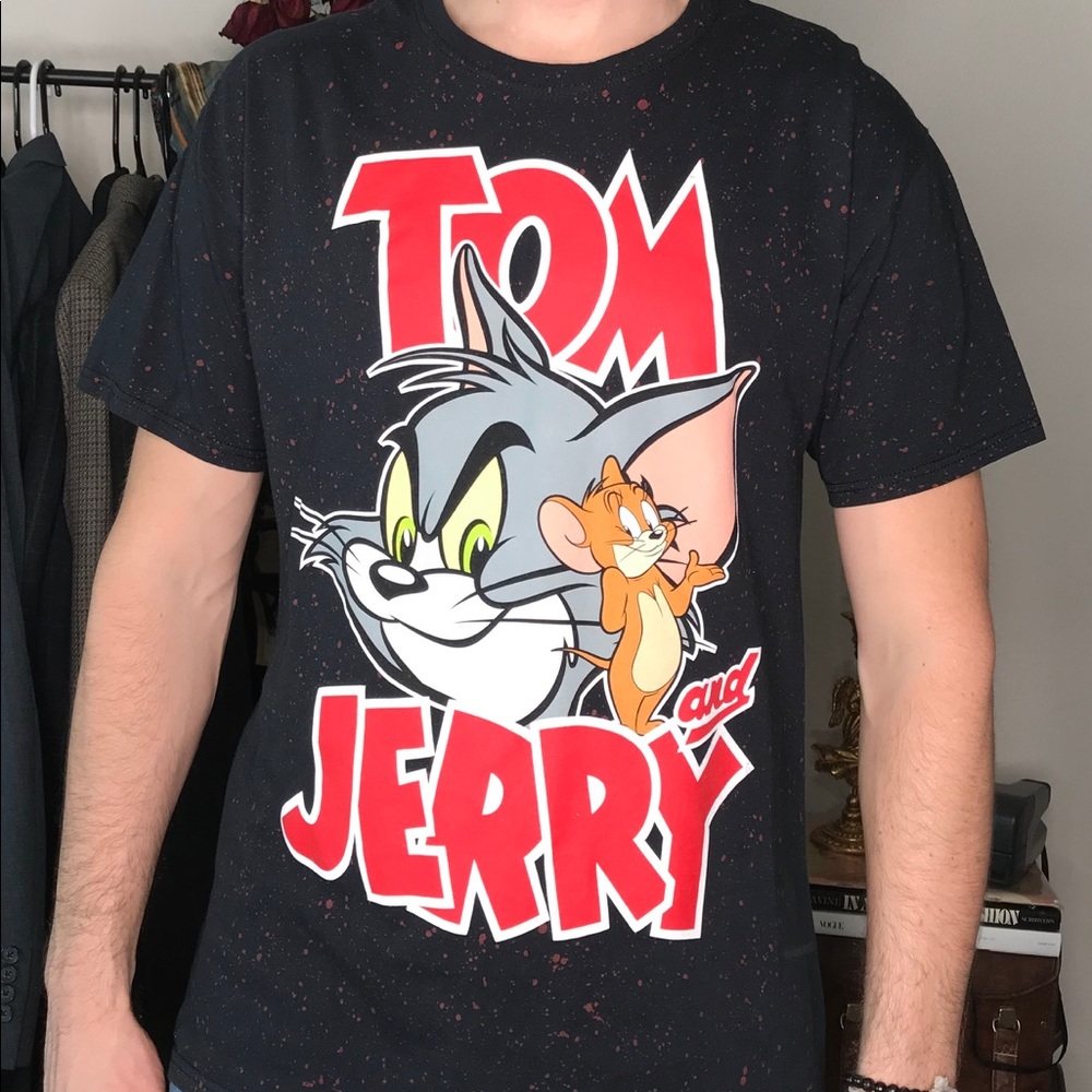 Official Tom and Jerry Cartoon T-Shirt!